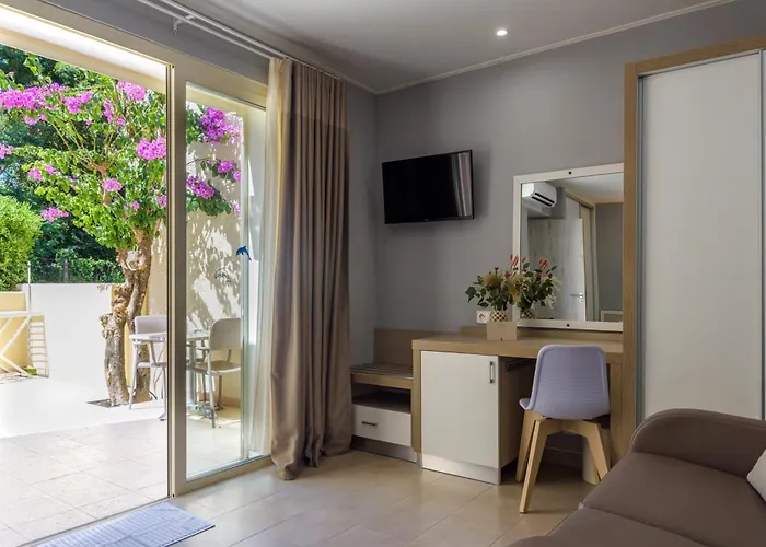 Aparthotel San Pellegrino Folelli